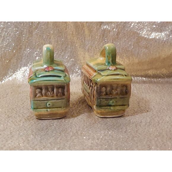 San Francisco Cable Cars Salt Pepper Shaker Set SNCO Imports Japan Souvenir - Picture 4 of 8
